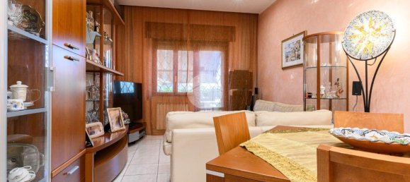 3-salle Appartement à Rome, Italy No. 238167 4