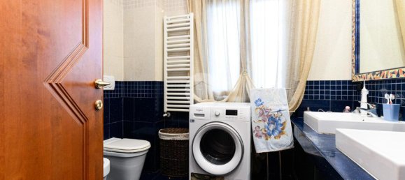 3-salle Appartement à Rome, Italy No. 238167 19