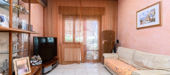 3-salle Appartement à Rome, Italy No. 238167 7