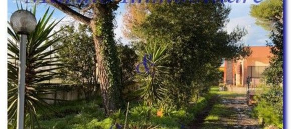 3 rooms Villa in Mondragone, Italy No. 283965 2