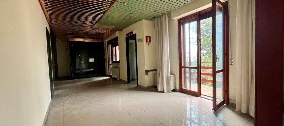 6-Zimmer Wohnung in Ancona, Italy, Nr. 235971 14