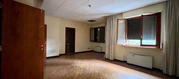 6-Zimmer Wohnung in Ancona, Italy, Nr. 235971 9