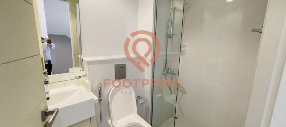 3 bedrooms Townhouse in Dubai, UAE No. 24594 8