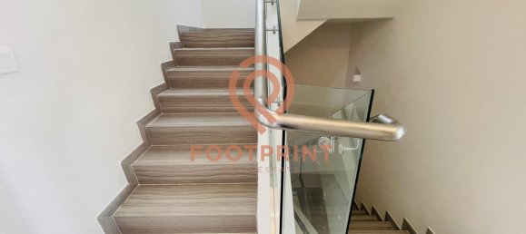 3 bedrooms Townhouse in Dubai, UAE No. 24594 3