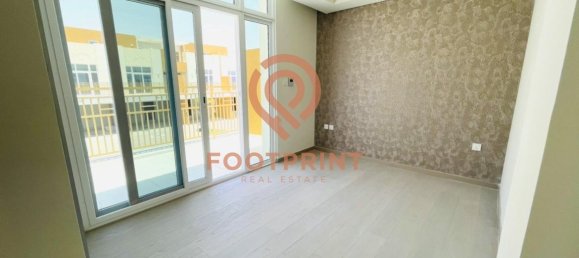 3 bedrooms Townhouse in Dubai, UAE No. 24594 10