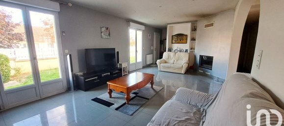 Casa de 7 habitaciónes en Unverre, France No. 218909 15