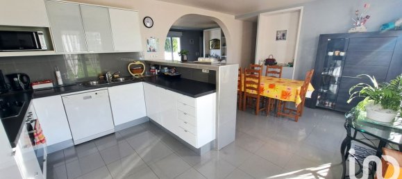 Casa de 7 habitaciónes en Unverre, France No. 218909 3