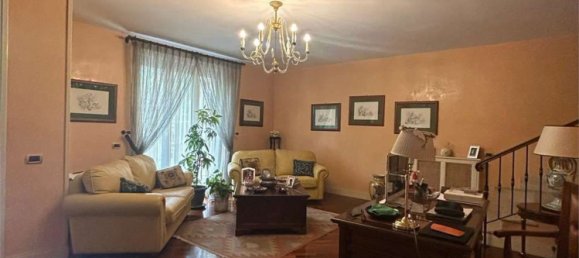 6 rooms House in Palermo, Italy No. 51355 8