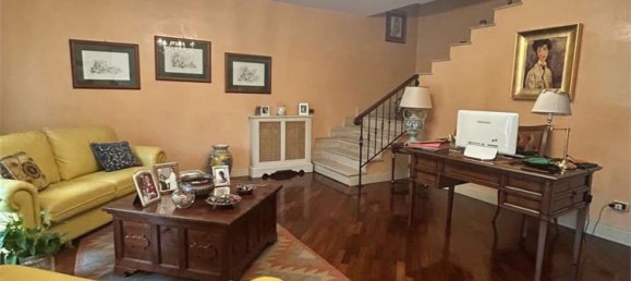 6 rooms House in Palermo, Italy No. 51355 10