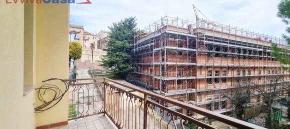 2 Schlafzimmer Wohnung in Loreto, Italy, Nr. 342865 14