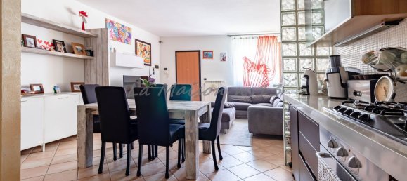 4 rooms Duplex in Gavorrano, Italy No. 49582 5