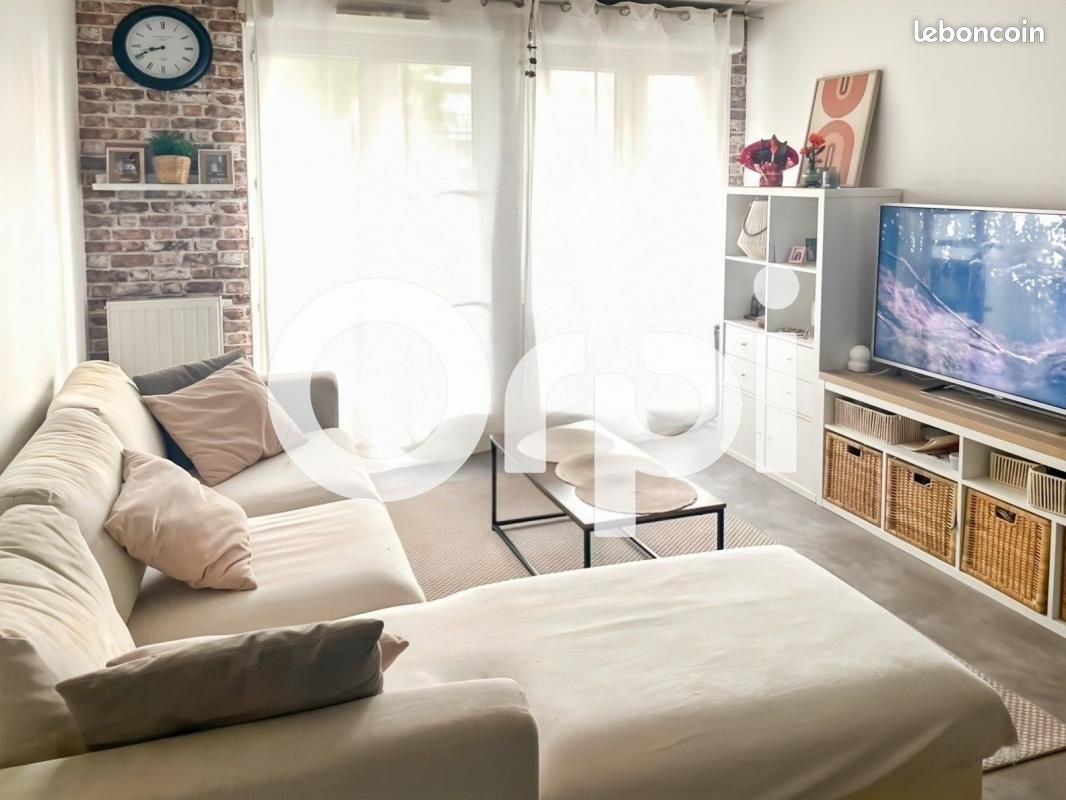 2 chambres Appartement à Le Plessis-Belleville, France No. 329720