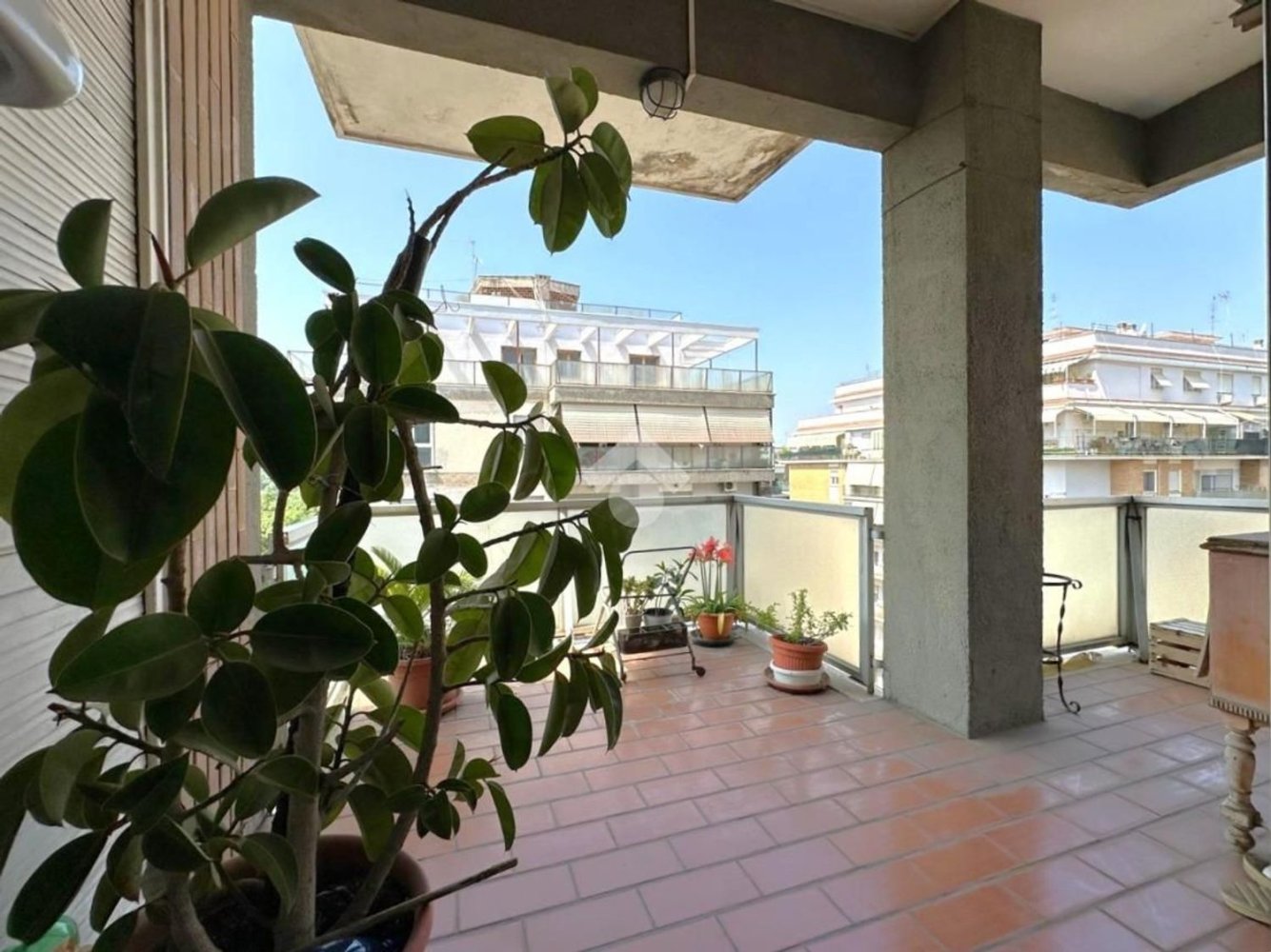 2 bedrooms Apartment in Rome, Italy No. 318830