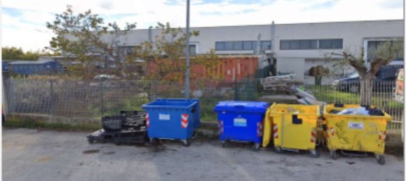 Склад 1277м² в Чивитанова Марке, Италия № 345649 7