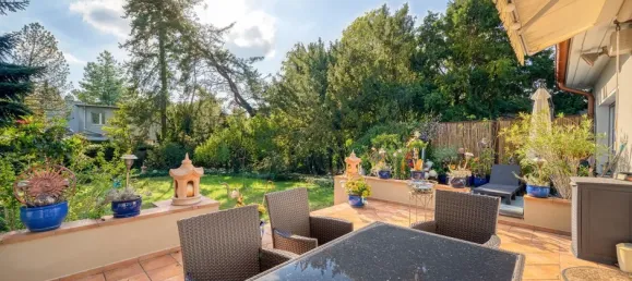 3 bedrooms Townhouse in Steglitz, Germany No. 73193 3