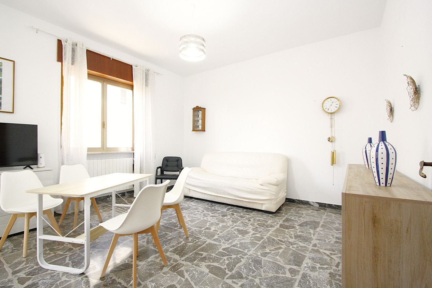 4 bedrooms Apartment in Matino, Italy No. 359204