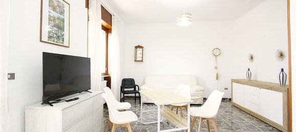 4 bedrooms Apartment in Matino, Italy No. 359204 3