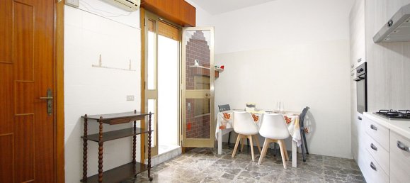 4 bedrooms Apartment in Matino, Italy No. 359204 11