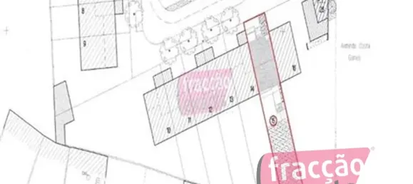 420m² Land in Castelo da Maia, Portugal No. 44130 2