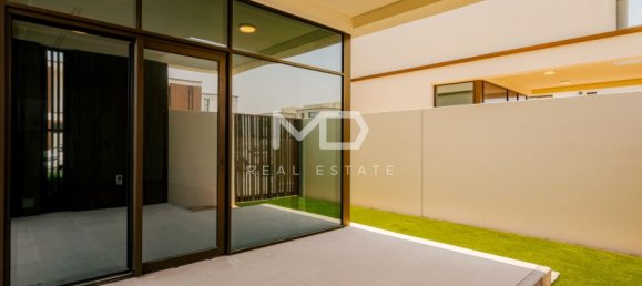 3 bedrooms Townhouse in Abu Dhabi, UAE No. 47605 60