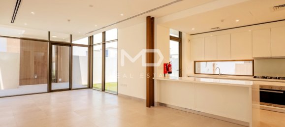 3 bedrooms Townhouse in Abu Dhabi, UAE No. 47605 12