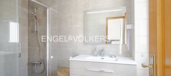 Moradia em banda T5 em Almada, Portugal N.º 102376 24