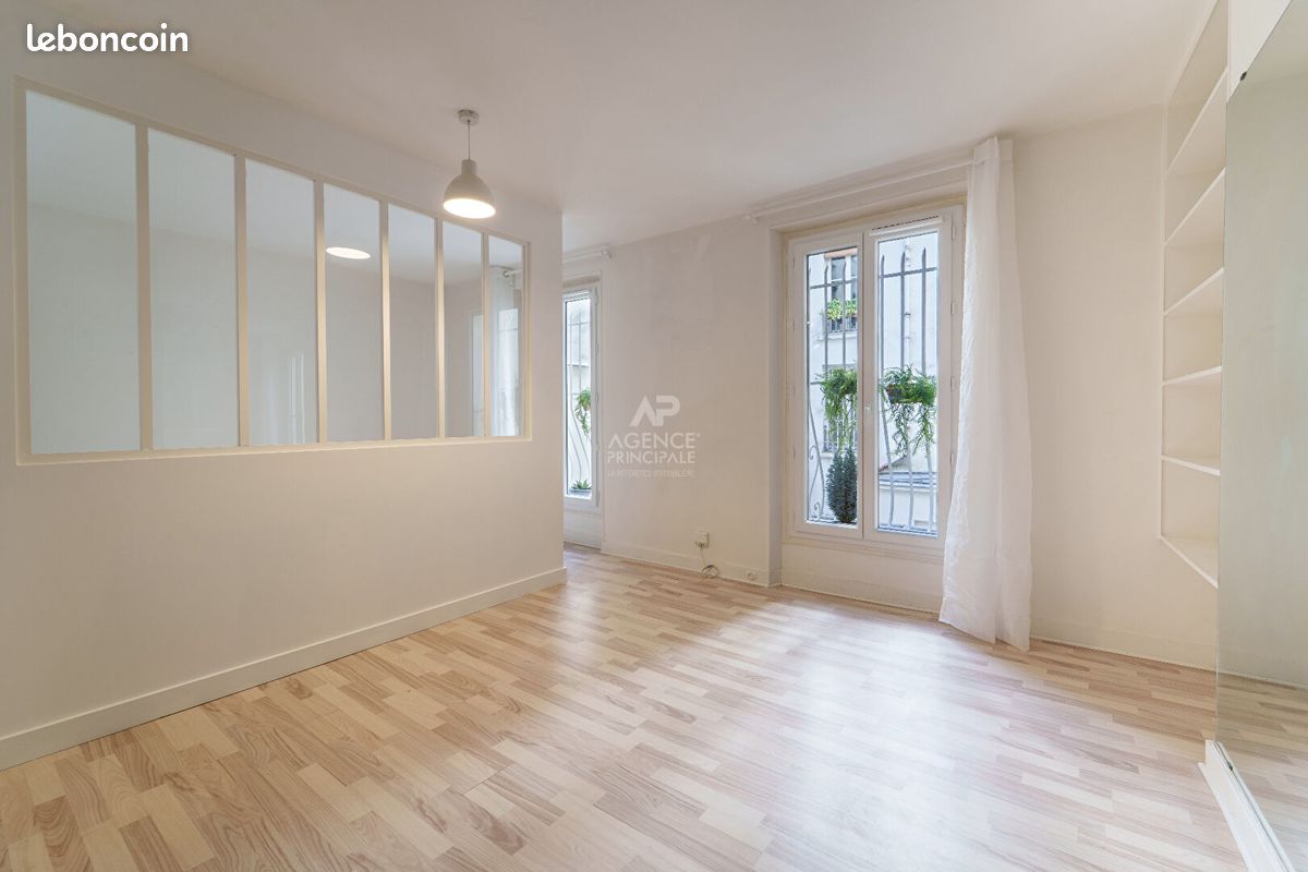 Квартира с 1 спальней в Париж, Франция № 167654