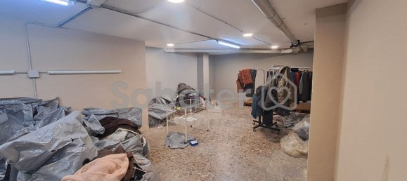 300m² Commercial property in Gandia, Spain No. 25962 4