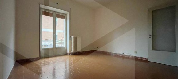 3 rooms Apartment in Rome, Italy No. 27605 14