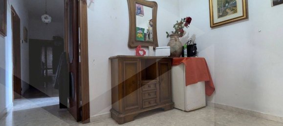 Apartamento de 3 dormitorios en Vasto, Italy No. 21084 2