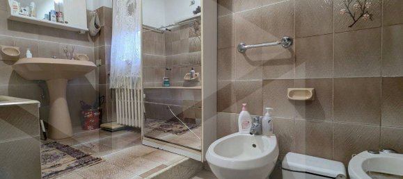 Apartamento de 3 dormitorios en Vasto, Italy No. 21084 10