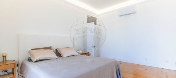 3 bedrooms Apartment in Lisbon, Portugal No. 33881 9