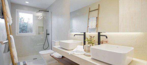 4 bedrooms Villa in Es Mercadal, Spain No. 4134 4