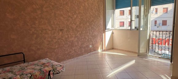 2 Schlafzimmer Wohnung in Palermo, Italy, Nr. 125550 7