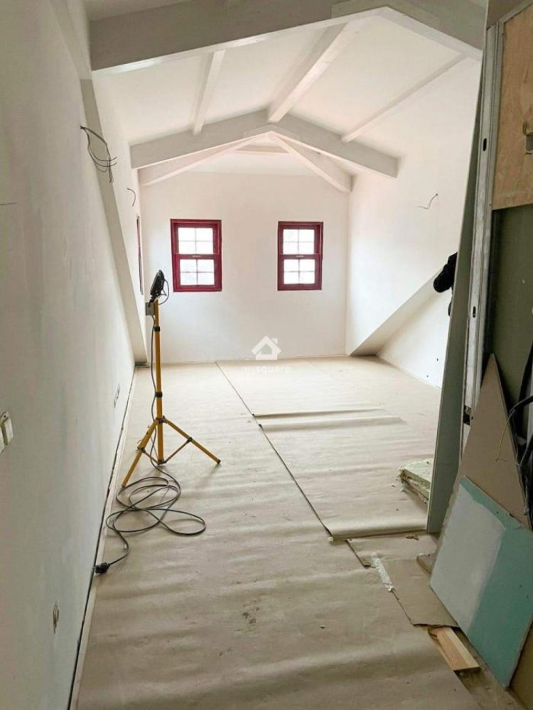 Estudio en Porto, Portugal No. 2749