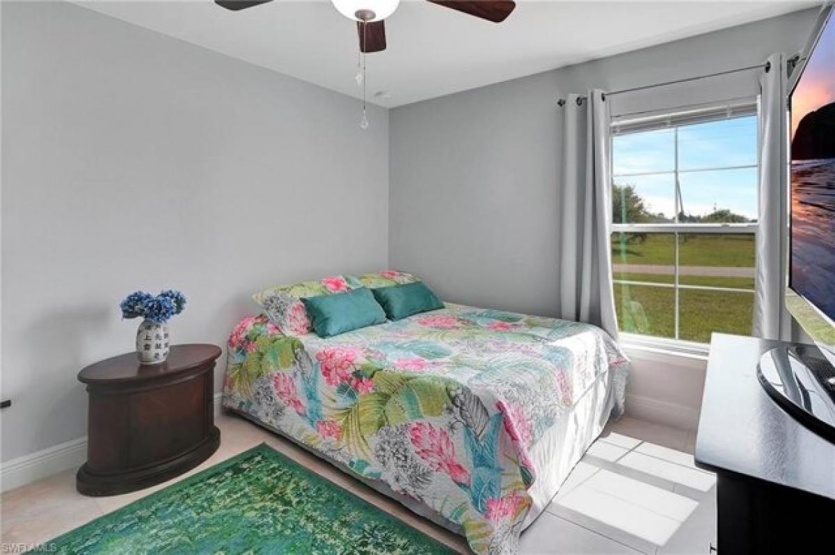 4 bedrooms House in Cape Coral, USA No. 395596