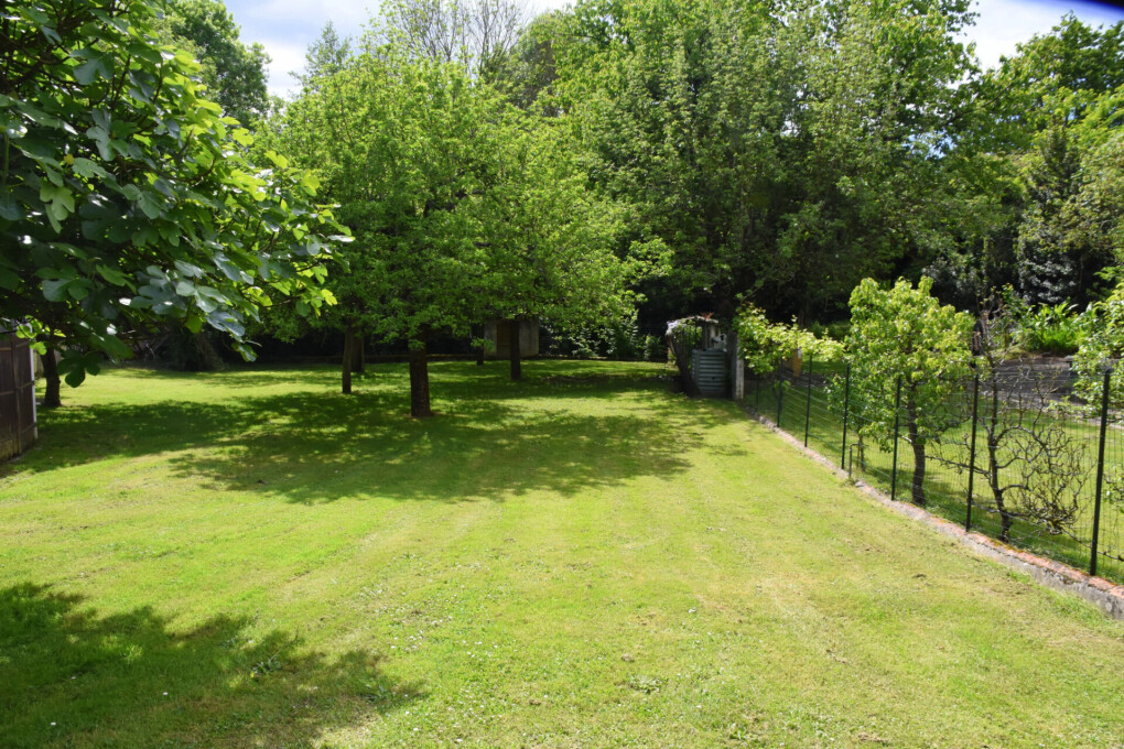 Terreno en Maine-et-Loire, France 978 m² No. 328200