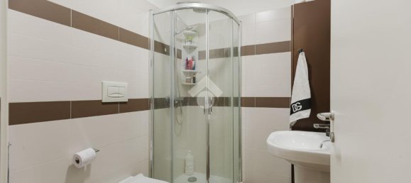 3 rooms Apartment in Milan, Italy No. 244509 21