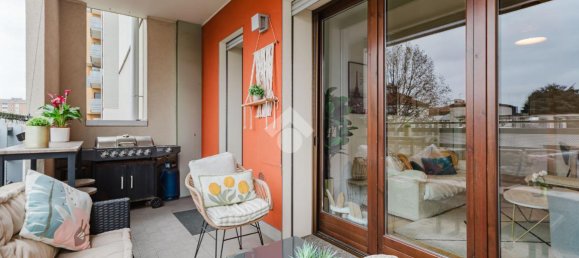 3 rooms Apartment in Milan, Italy No. 244509 5