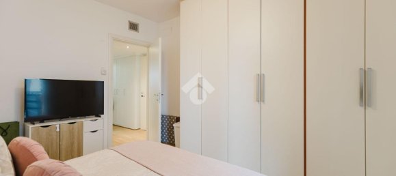 3 rooms Apartment in Milan, Italy No. 244509 16