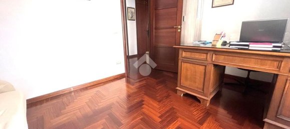 3 bedrooms Apartment in Naples, Italy No. 310780 8