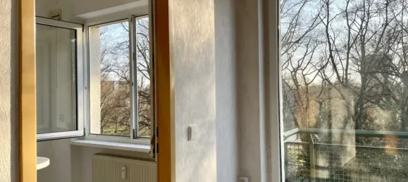 3-salle Appartement à Wilhelmstadt, Germany No. 100735 10