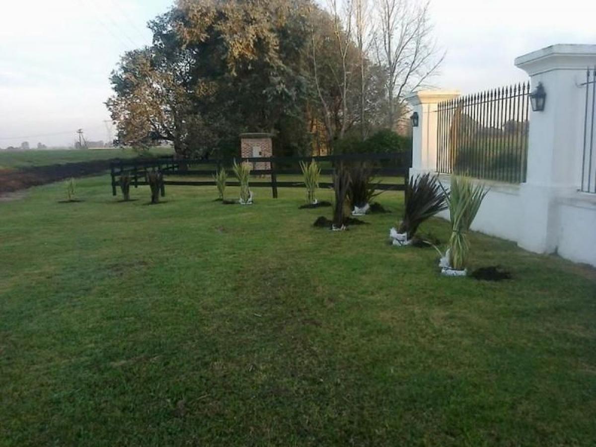  قطعة أرض في Buenos Aires, Argentina رقم 115169