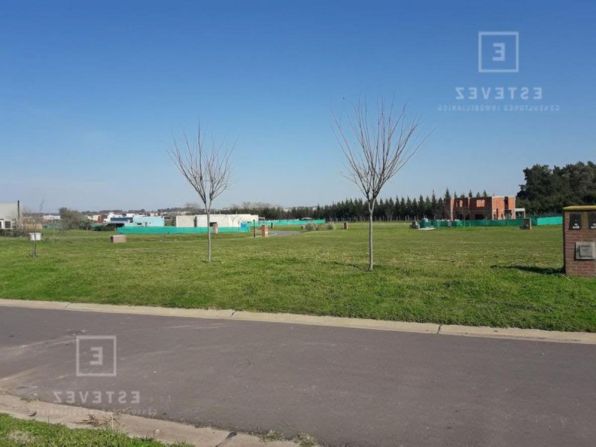  Land in Escobar, Argentina No. 118329