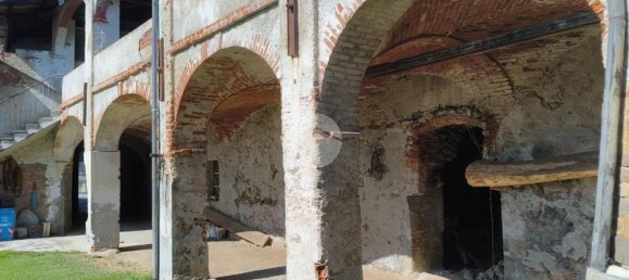 7 bedrooms House in Cuorgnè, Italy No. 363178 25