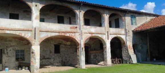 7 bedrooms House in Cuorgnè, Italy No. 363178 17