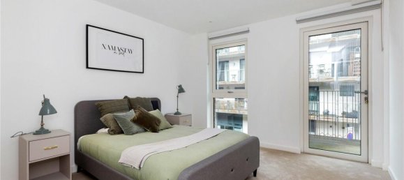 2 bedrooms Apartment in London, United Kingdom No. 5422 5