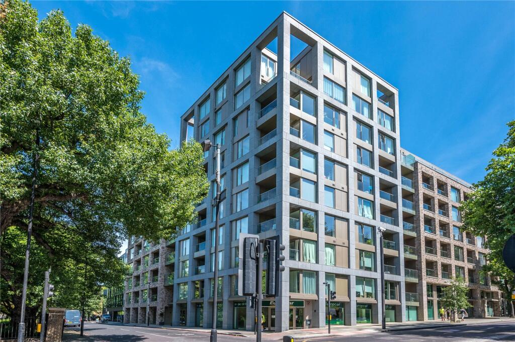 2 bedrooms Apartment in London, United Kingdom No. 5422