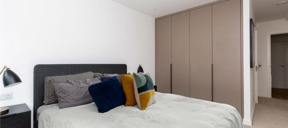 2 bedrooms Apartment in London, United Kingdom No. 5422 13