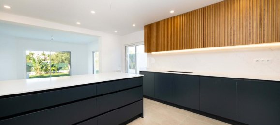 4 bedrooms Villa in Quarteira, Portugal No. 98847 4